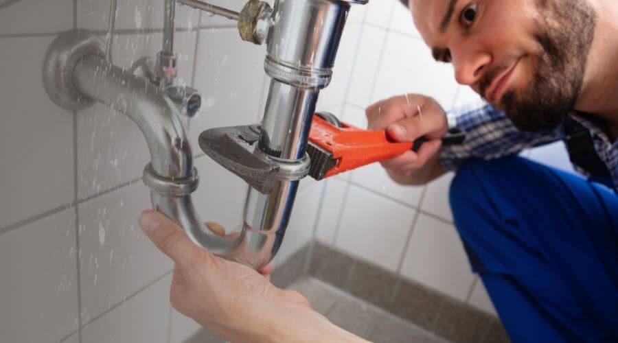 Professional bathroom faucet installation in Olin, IA